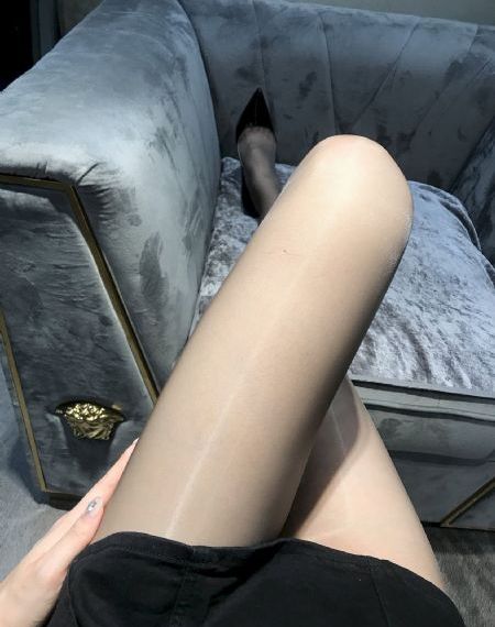 外网女斗光脚踢裆教学视频_韩国电影在线