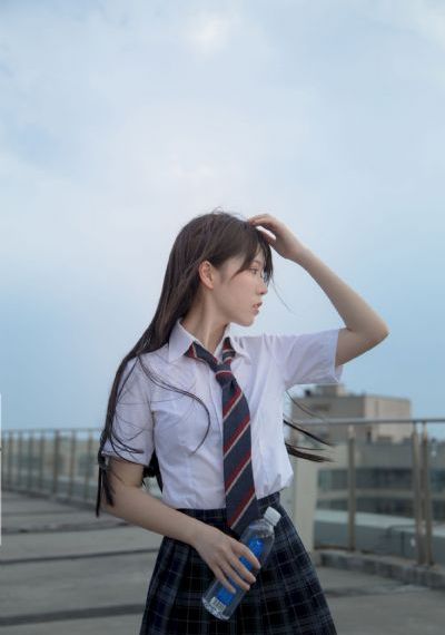 av丝袜制服_高清在线观看