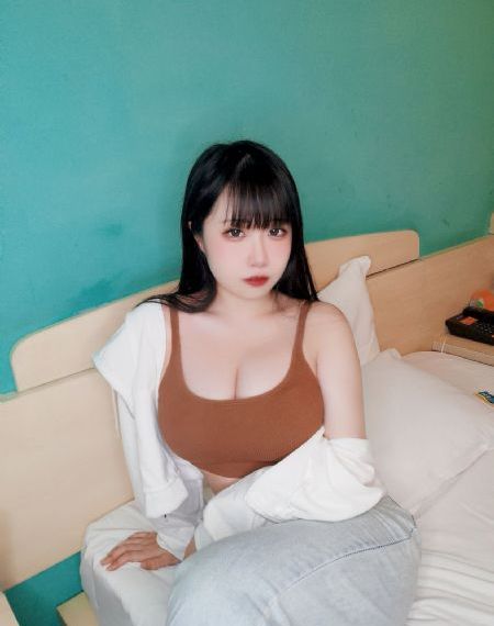 欧美黄片国产黑人_手机免费观看