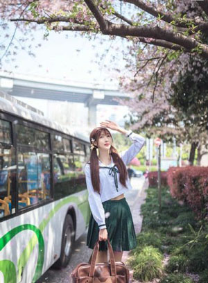 女主被各种男人啪h_加长未删减版在线观看
