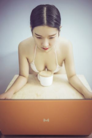 中文字幕精品人妻一区二区三区_1080P高清在线观看