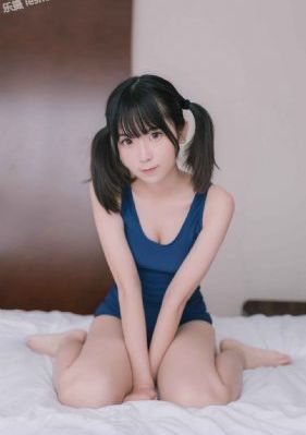 他趴在两腿中间添我免费视频日本_超清免费观看韩国