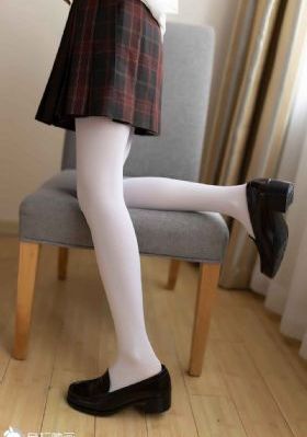 小浪货真紧老子爽_BD韩语电影完整版